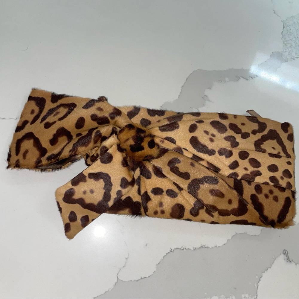 Valentino pony hair fur leopard bow clutch - Picture 9 of 11